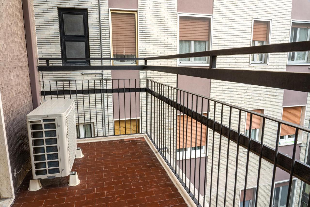 San Donato -M3,Linate Airport,Duomo,Policlinico,Wi-Fi Apartman San Donato Milanese Kültér fotó